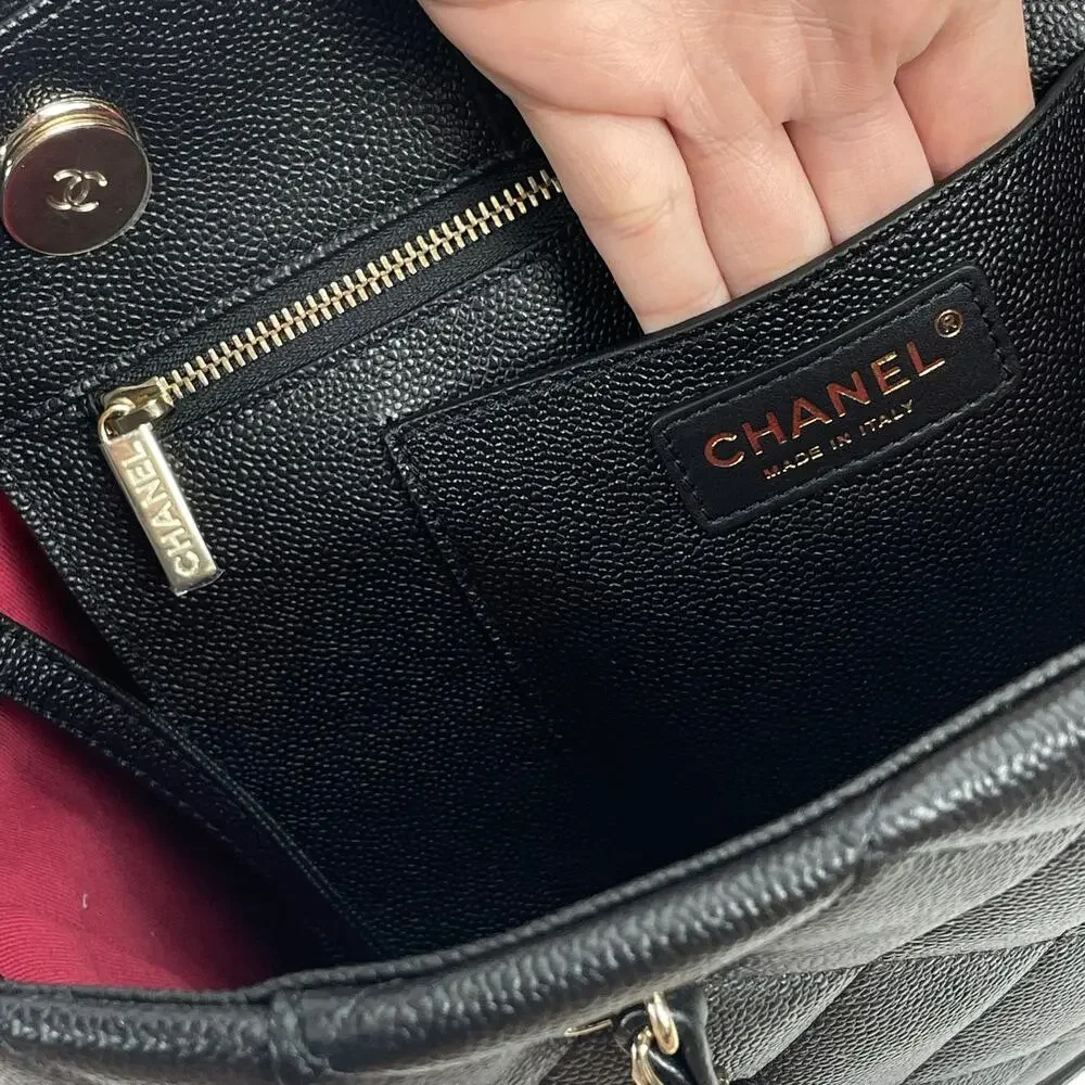 CHANEL 2023 quilted